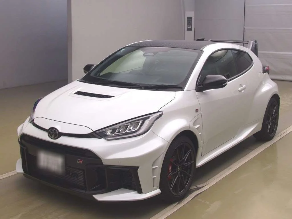 Toyota GR Yaris GXPA16 2025